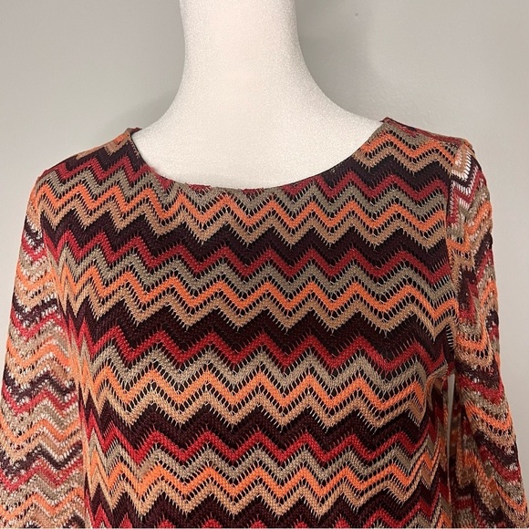Women's Bell Sleeve Chevron Mod Dress Size Small Boho Vintage Inspired Twiggy - Picture 2 of 13